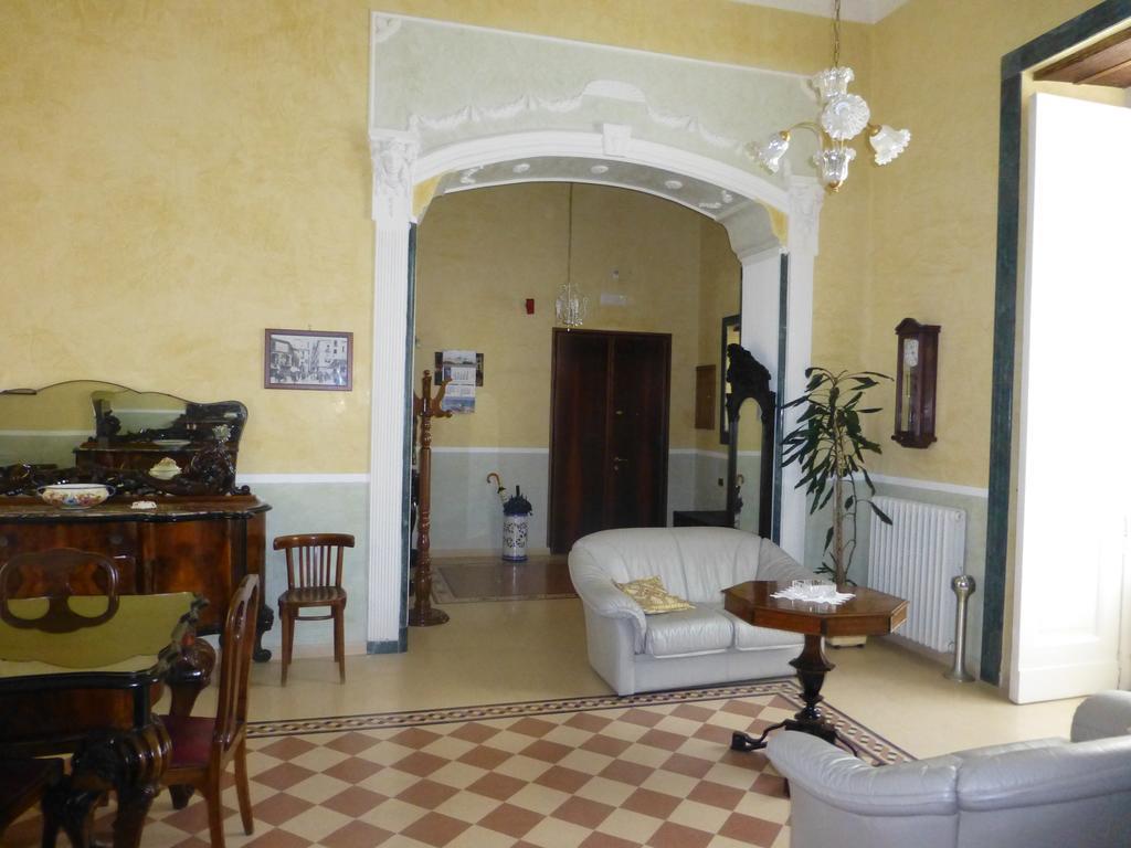סלרנו B&B Centrale חדר תמונה