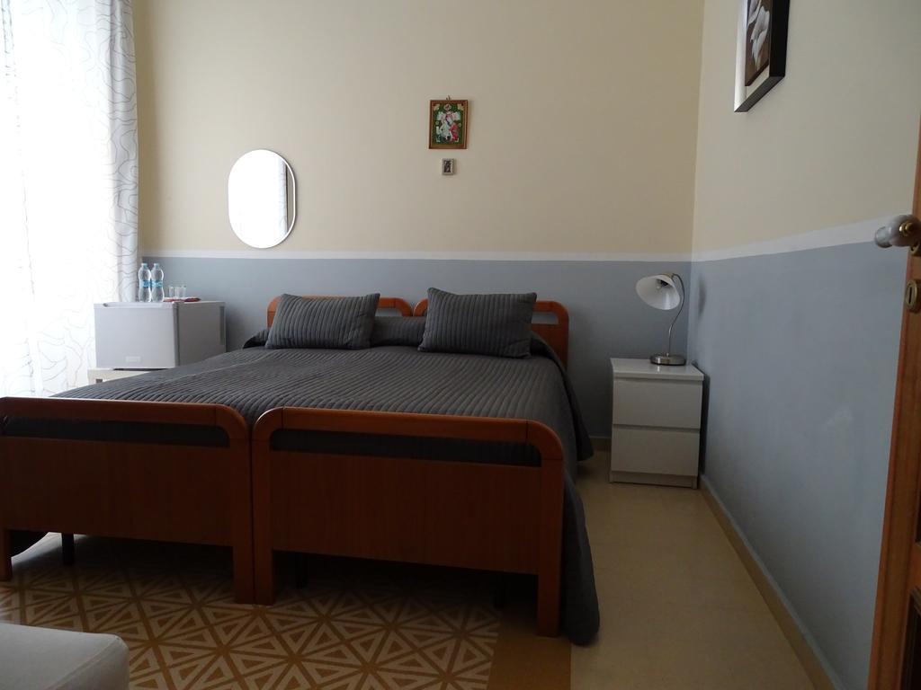 סלרנו B&B Centrale חדר תמונה